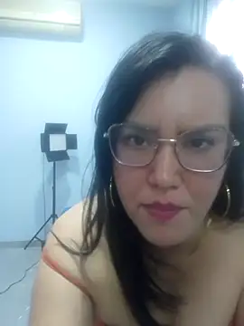 Sallydickinson live cam on StripChat