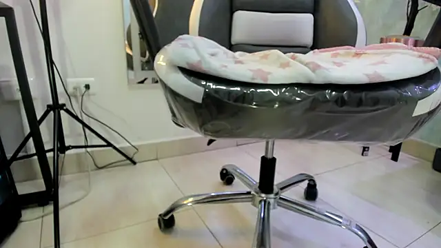 Alicia_shadow webcam