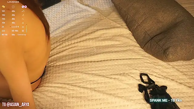 bigboobsarya webcam