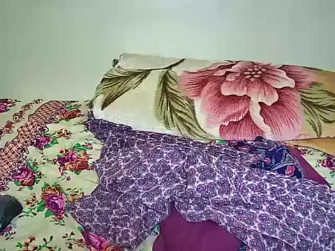 SlenderCurvexxx webcam