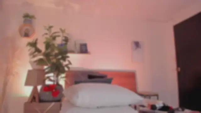 YariRose webcam
