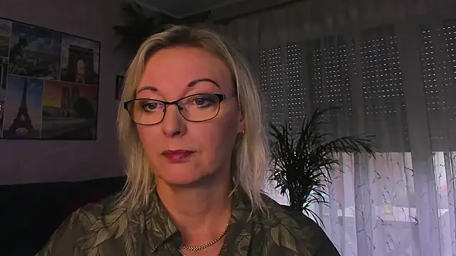 vanessa_chat live cam on StripChat