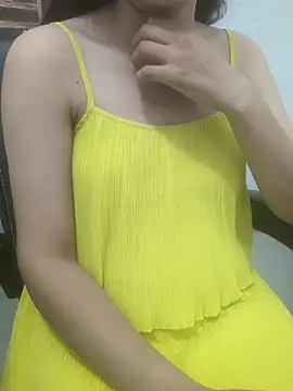sushmita0 live cam on StripChat