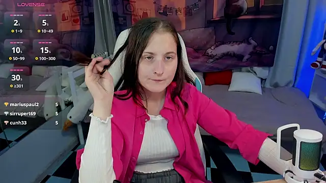 KiraDuvall webcam