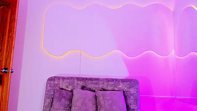 ArohomLester_ webcam