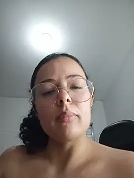 NinaSweet2 Live Web Cam Show