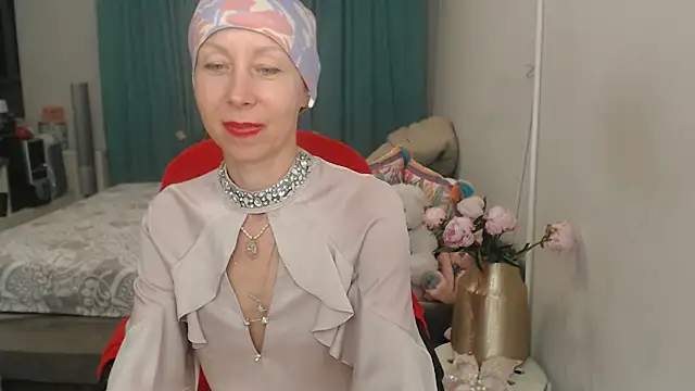 LuxuryNika
