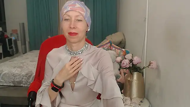 LuxuryNika