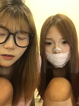 Rocket-Girl Live Web Cam Show