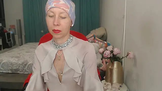 LuxuryNika