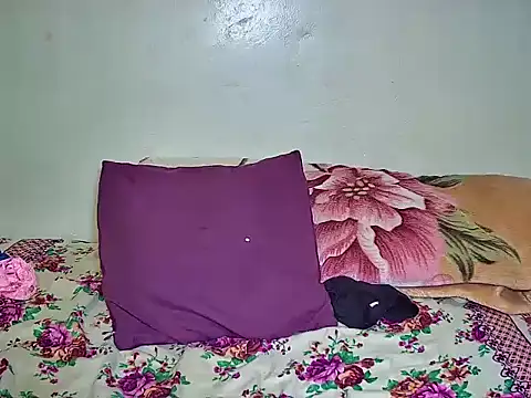 SlenderCurvexxx webcam