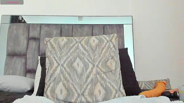 alyssia_ocean webcam