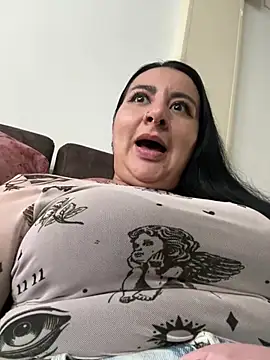 Abril_Luv webcam