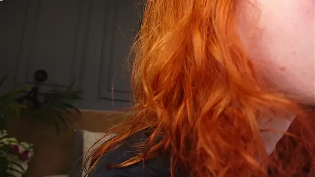Liv_Fay webcam
