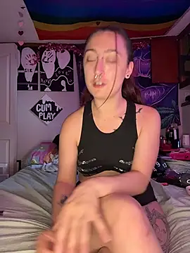 NovaLove2002 webcam