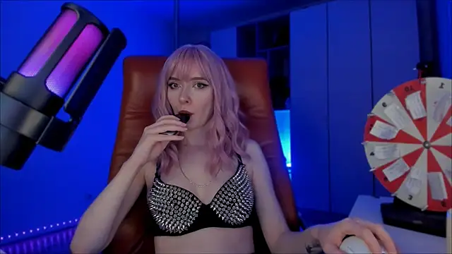 Mistress_Iris webcam
