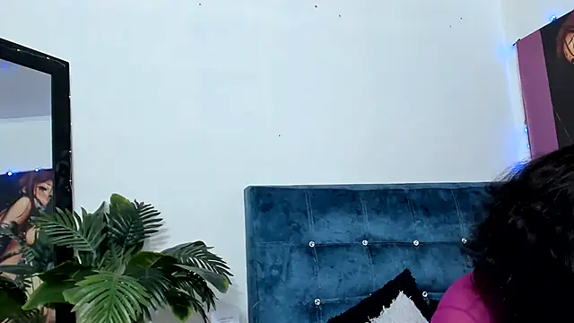 Aronandmoli69 webcam
