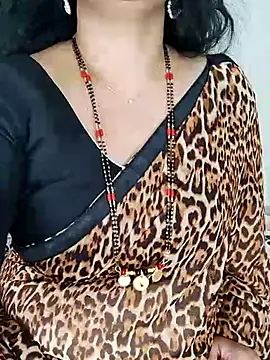 cool_teacher_69 (F milf) - Want to enjoy with Lush soon🌺