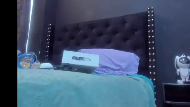 amareto_queen webcam