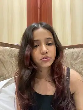 Maggie_748 live sex cam