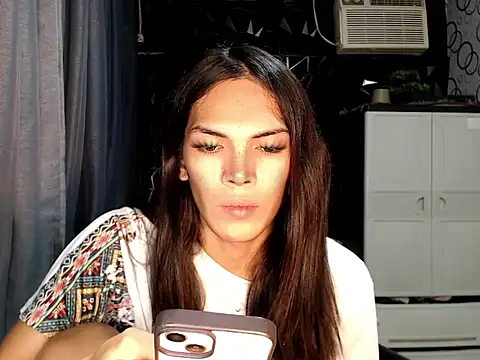 GORGEOUS_CARMEE webcam