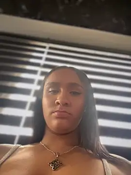isabella-teen (F teen) - Flash Pussy