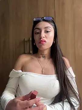 Bonny_Eva live cam on StripChat