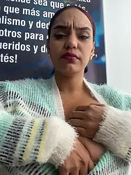 Sara-77 webcam