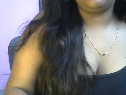 QUEEN-OF-QUEEN webcam