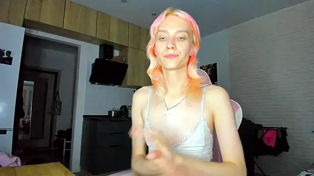 Celi - Trans webcam sex chat