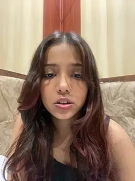 Maggie_748 live sex cam