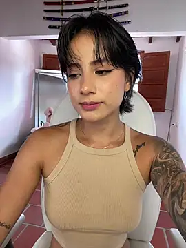 Ale_Lewis Live Web Cam Show