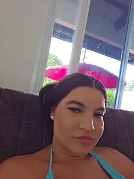Pretty_Julieta webcam