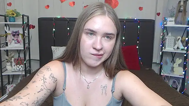 LauraHlot webcam