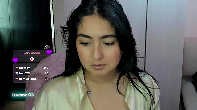 ViolettaKai webcam