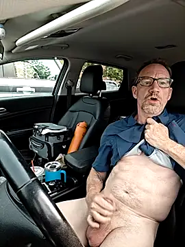 grosslotion (Ask my age) - Cum outside car