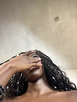 Riri_Blonde10 webcam