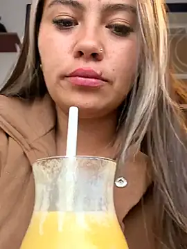LIZ-06_ webcam