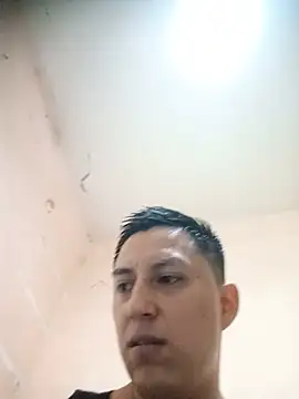 LuisMex1998 webcam