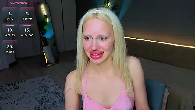 Luna_Beverly webcam