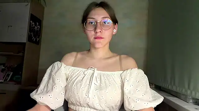 Miaaa_Moon webcam