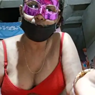 Riya45326 webcam