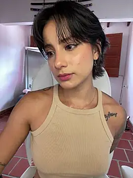 Ale_Lewis webcam