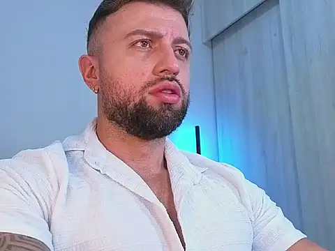 OwenMaximus814 webcam