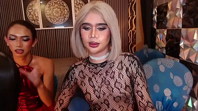 AudreyMilesTrans webcam