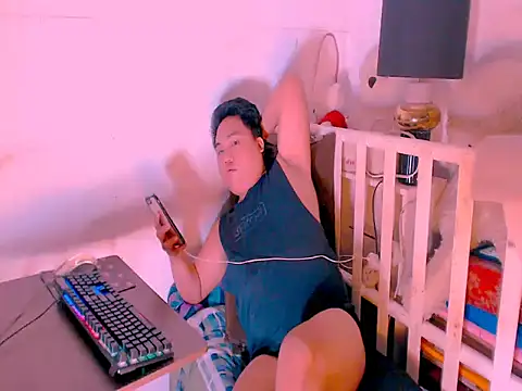 hardking_69 (M young) - HELP ME CUM I'M SO HORNY