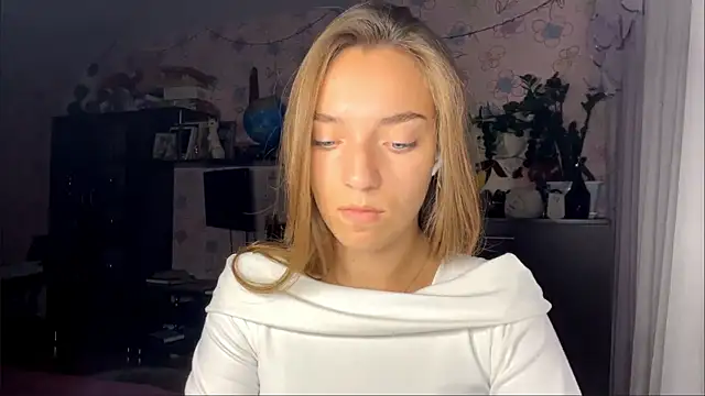 TanyaSavela webcam