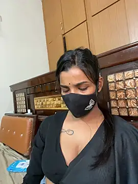 its_ur_flora live cam on StripChat