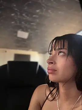 sasha-firee (F young) - 🥵Dildo in my pussy🍌
