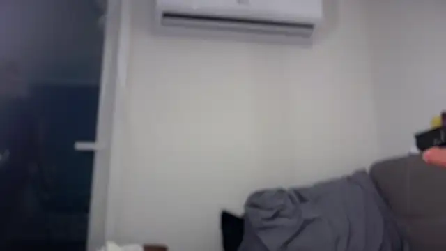 QuennNefertiti webcam